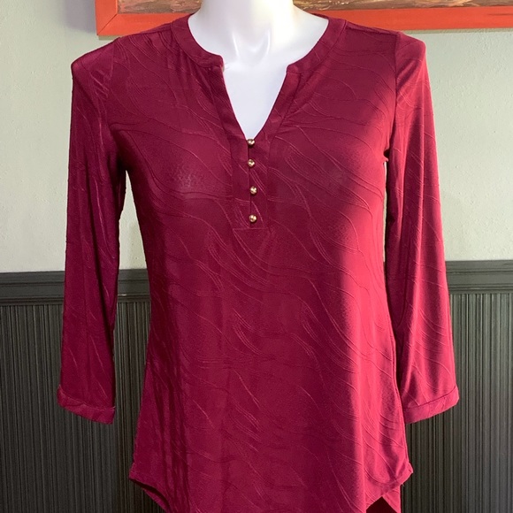 Dana Buchman Tops - Dana Buchman Blouse SZ - M